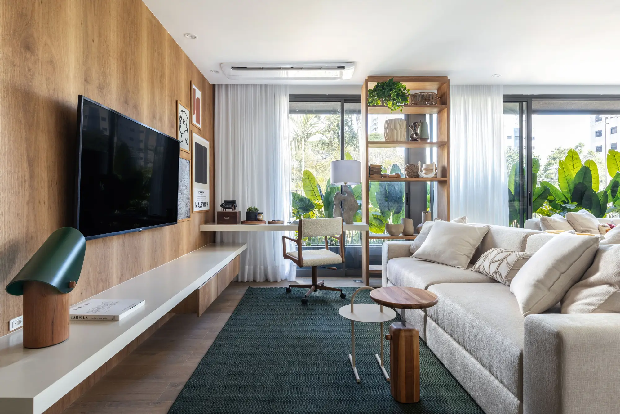 Sala de TV do Leaf Loefgren SKR – 163m² vista Ibirapuera Vila Clementino