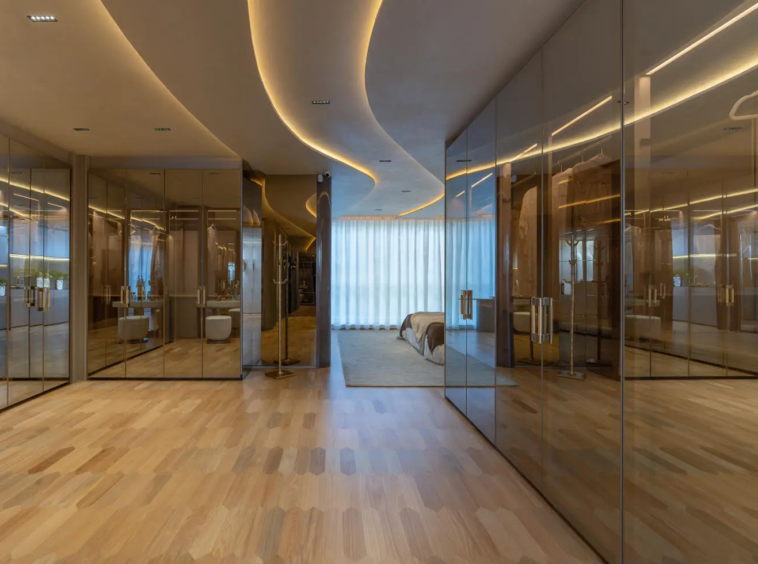 Closet master do Epic Jardim Europa – apartamento 339m² a 637m² Cyrela Pinheiros