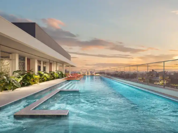 piscina no alma pinheiros da SKR