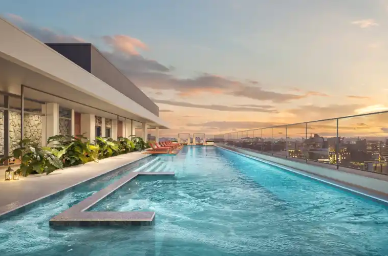 piscina no alma pinheiros da SKR